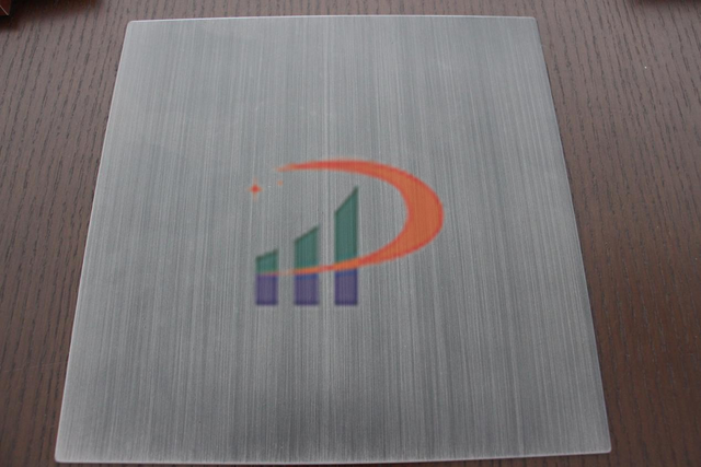 仿銅拉絲鋁單板